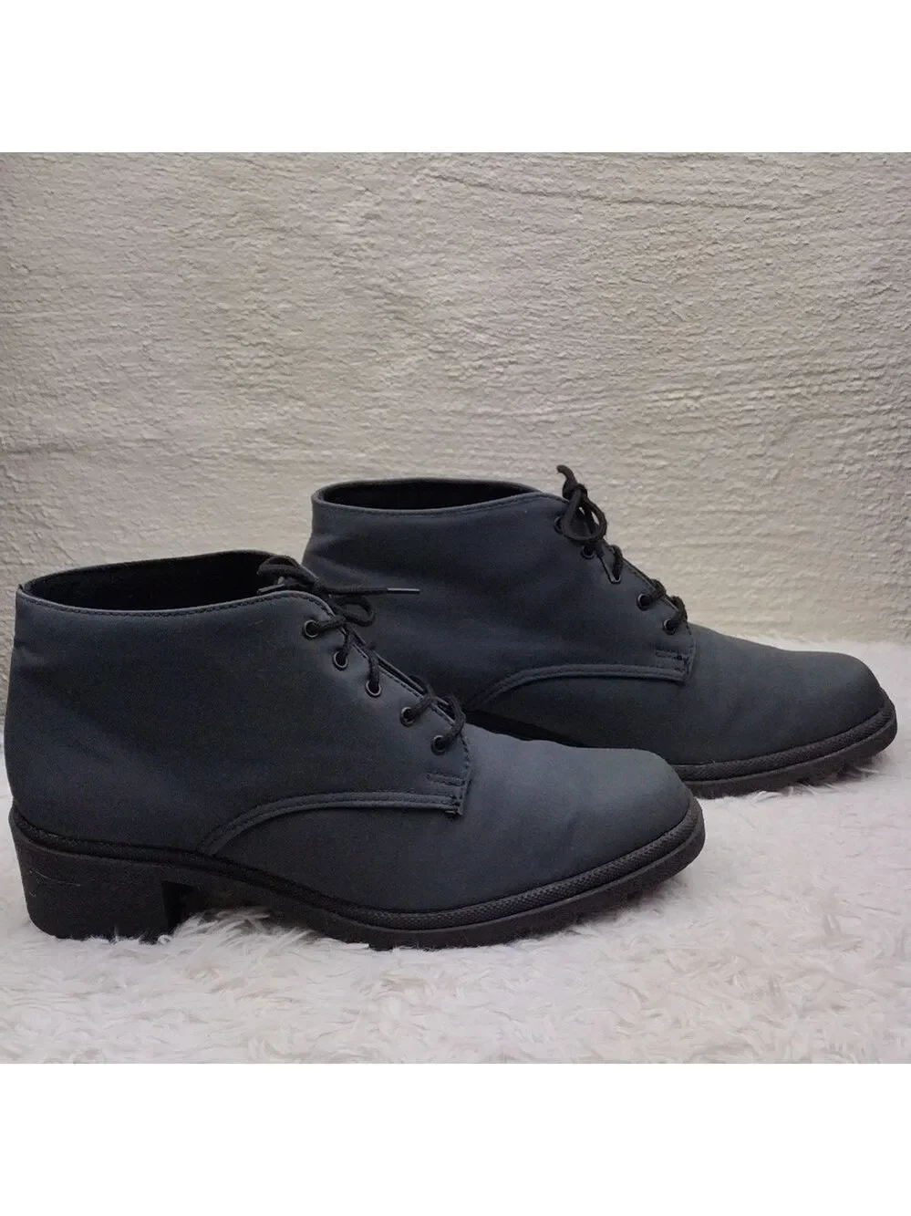 Toe Warmers Canada Made Grey Almond Toe Lace Up Low Heel Waterproof Ankle Boot